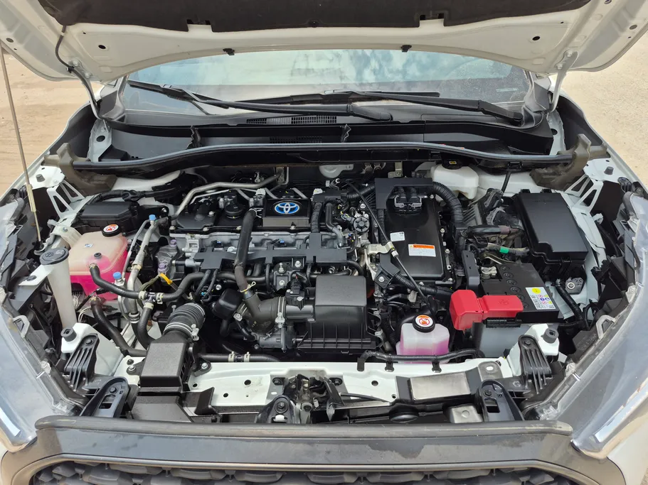 2024 Toyota Corolla Cross LE HEV 