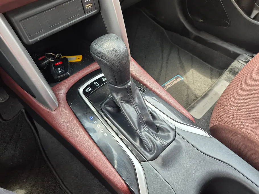 2024 Toyota Corolla Cross LE HEV 