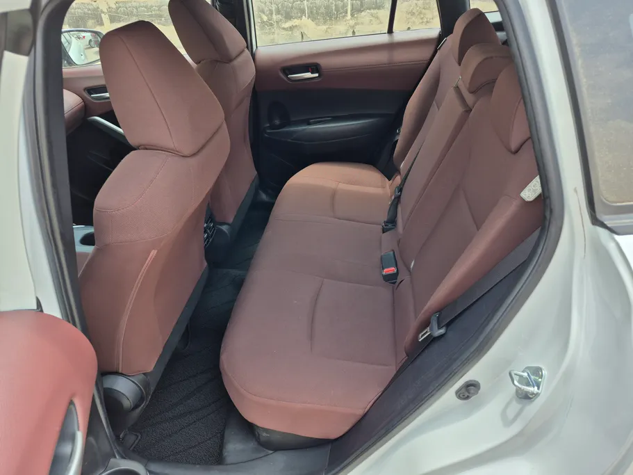 2024 Toyota Corolla Cross LE HEV 