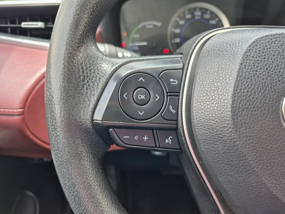 2024 Toyota Corolla Cross LE HEV 