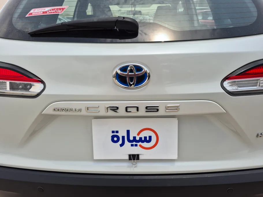 2024 Toyota Corolla Cross LE HEV 