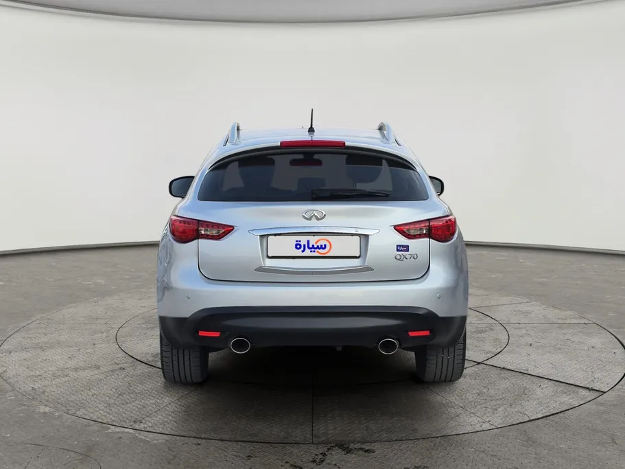 انفنتي QX70  2018 