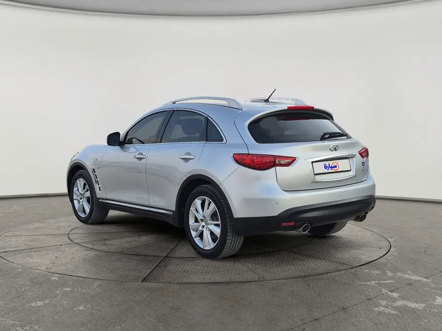 انفنتي QX70  2018 
