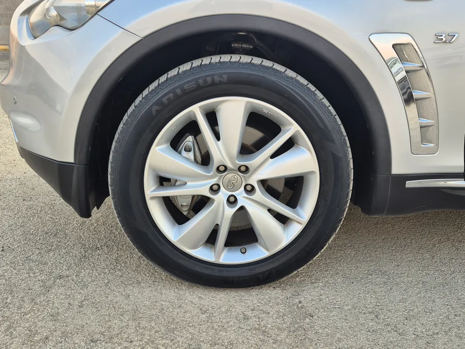انفنتي QX70  2018 