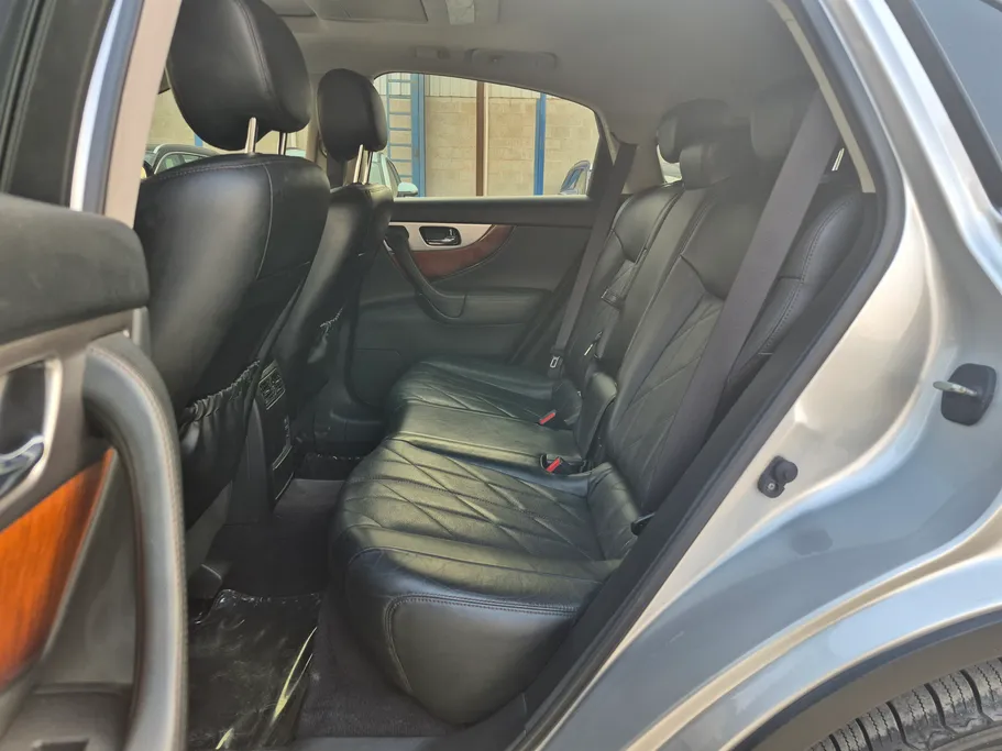 انفنتي QX70  2018 
