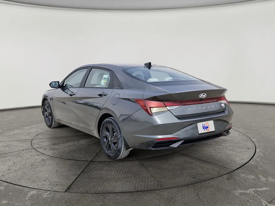 2023 هيونداي Elantra سمارت 