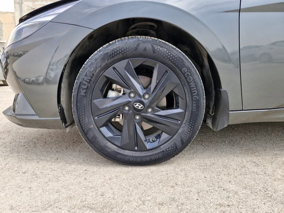 2023 هيونداي Elantra سمارت 