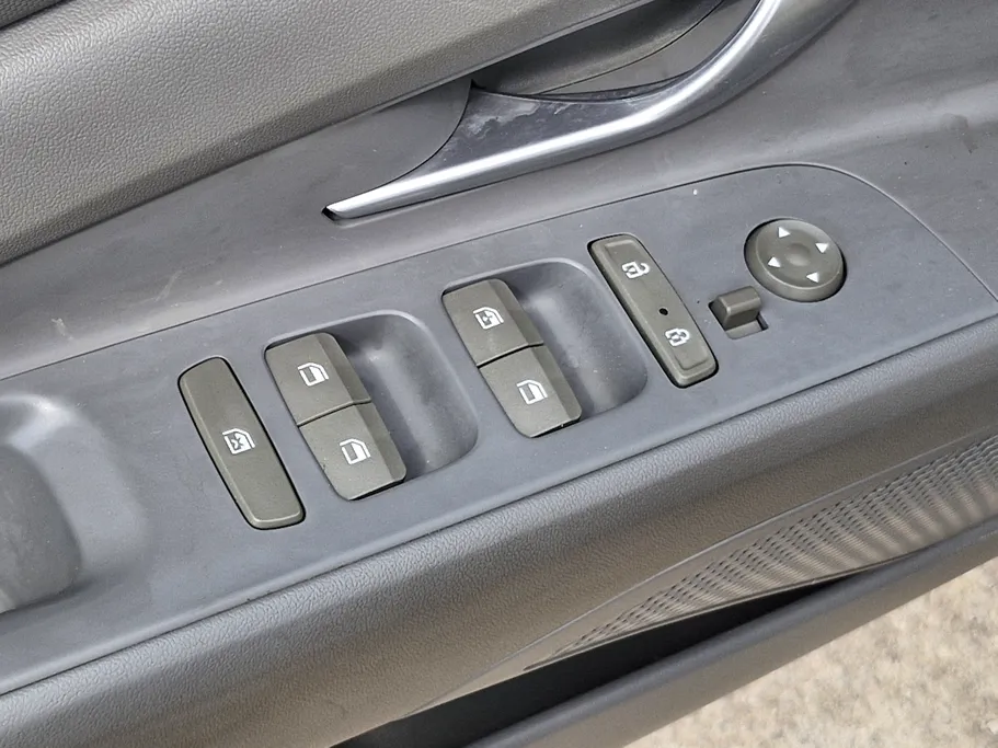 2023 هيونداي Elantra سمارت 