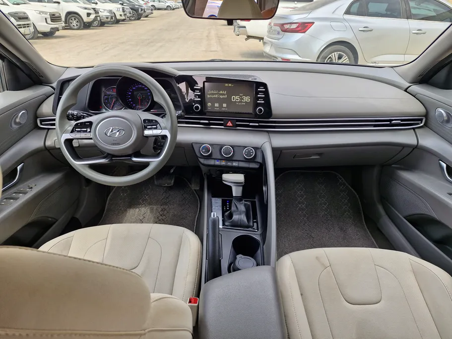 2023 هيونداي Elantra سمارت 