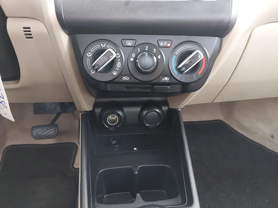 2024 سوزوكي Dzire GL 