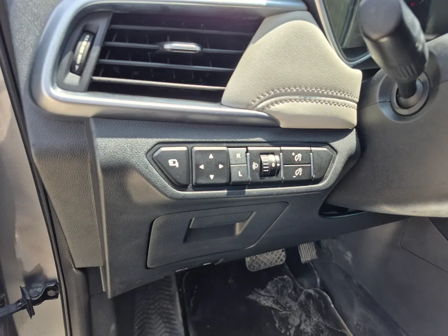 2023 Chevrolet Captiva Premier 