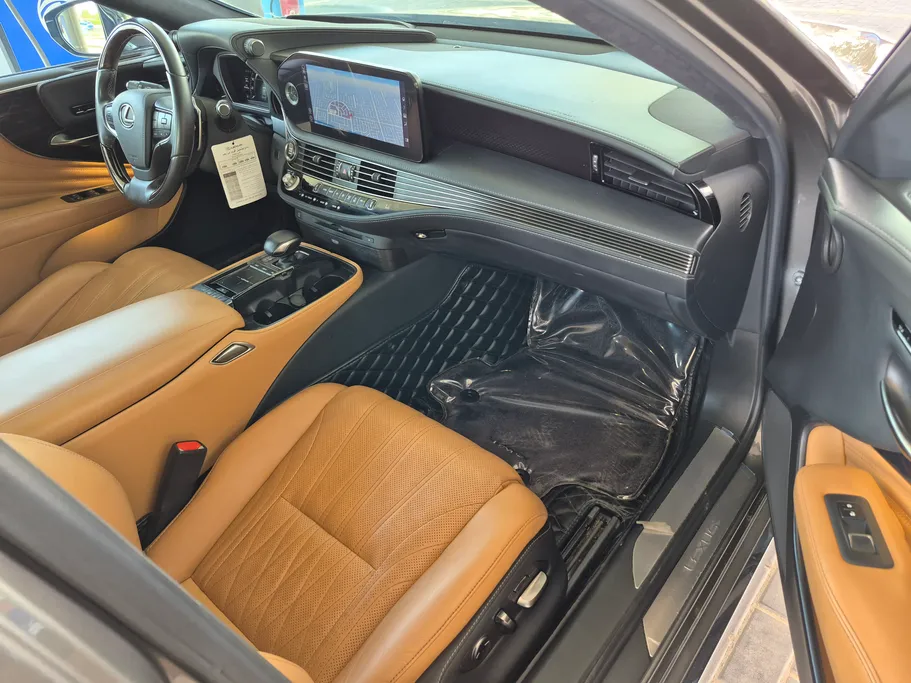 لكزس LS 500 2022 