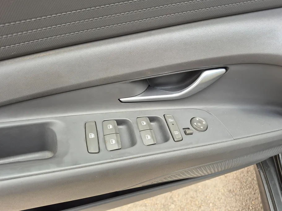 2024 Hyundai Elantra Fleet 