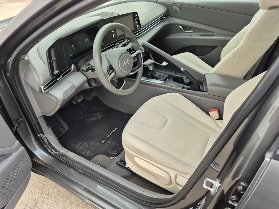 2024 Hyundai Elantra Fleet 