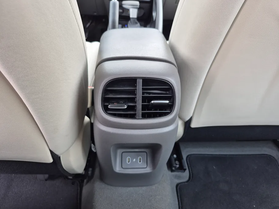 2024 Hyundai Elantra Fleet 