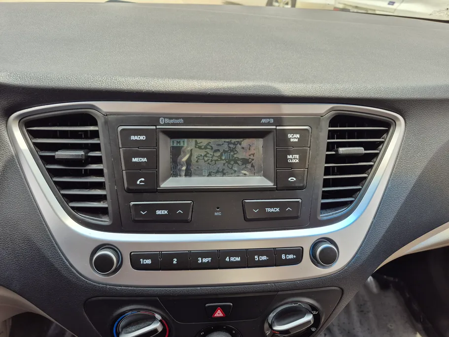 2022 Hyundai Accent Smart 