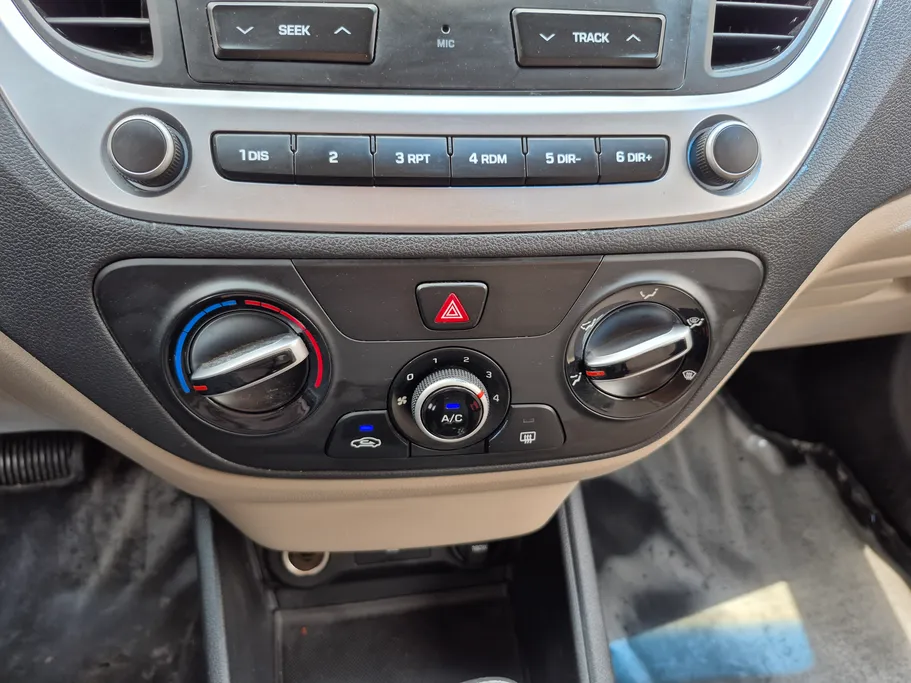 2022 Hyundai Accent Smart 