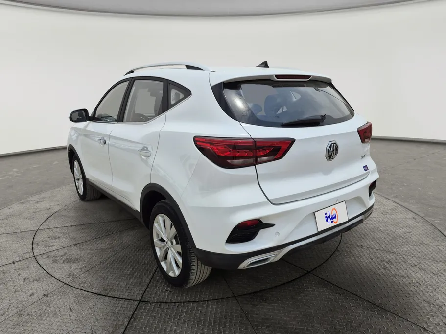 2023 ام جي ZS STD 