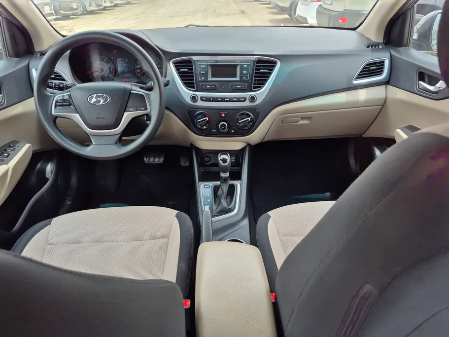 2023 Hyundai Accent Smart 