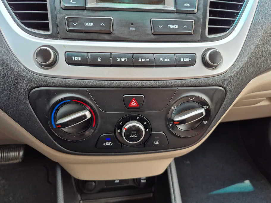 2023 Hyundai Accent Smart 
