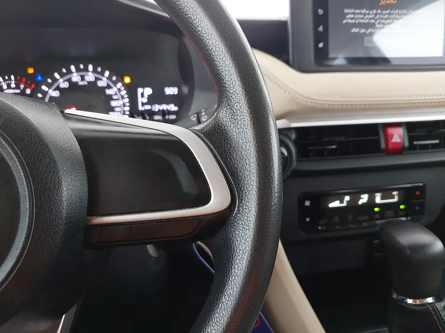 2023 Toyota Yaris  Y 