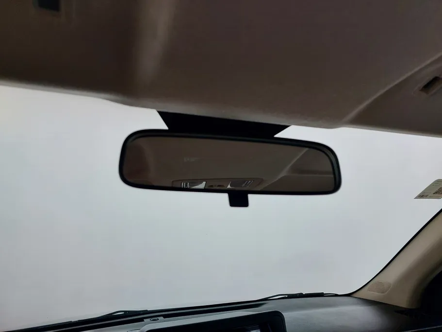 2023 Toyota Yaris  Y 