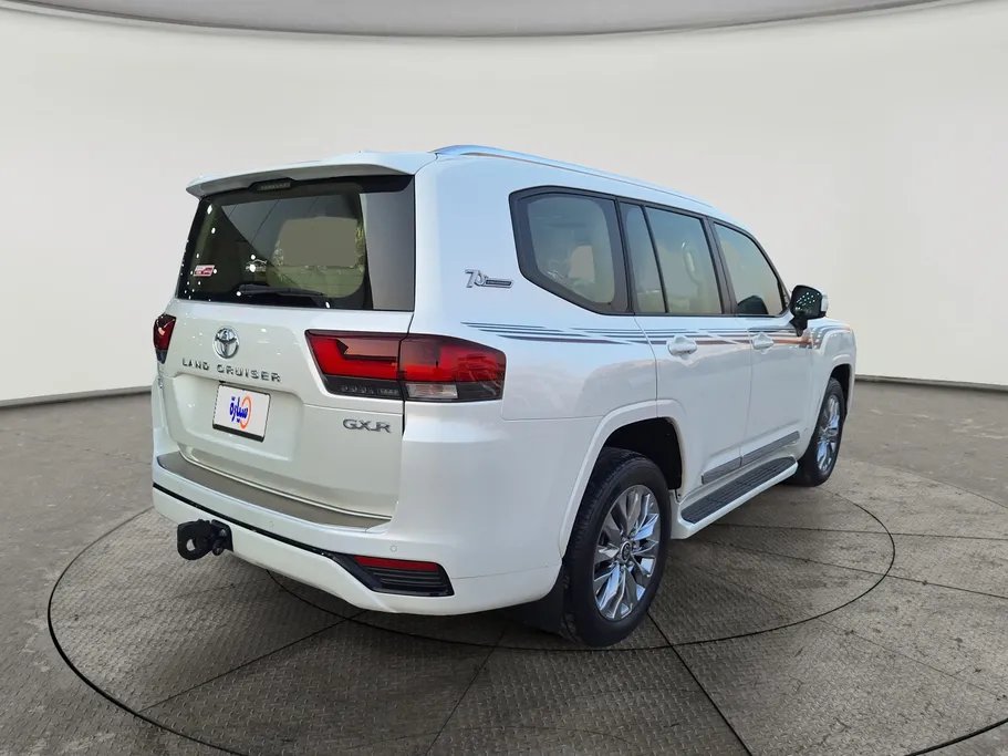 2022 Toyota Land Cruiser GXR 