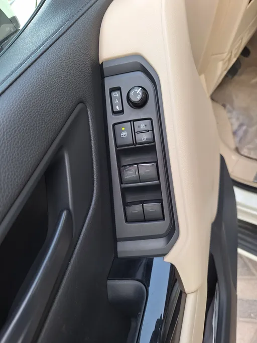 2022 Toyota Land Cruiser GXR 
