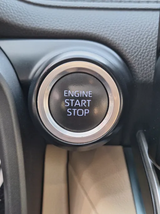 2022 Toyota Land Cruiser GXR 