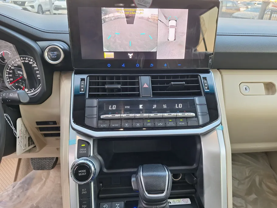 2022 Toyota Land Cruiser GXR 