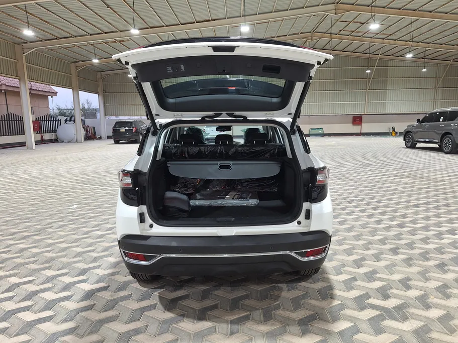 2022 Dongfeng  AX7 ماخ إي1 