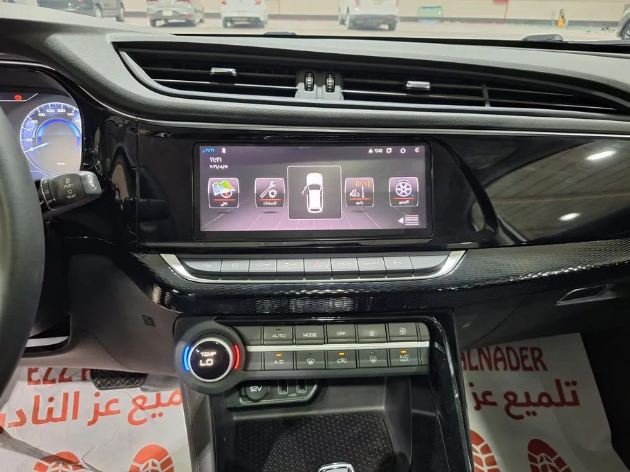 2022 Dongfeng  AX7 ماخ إي1 
