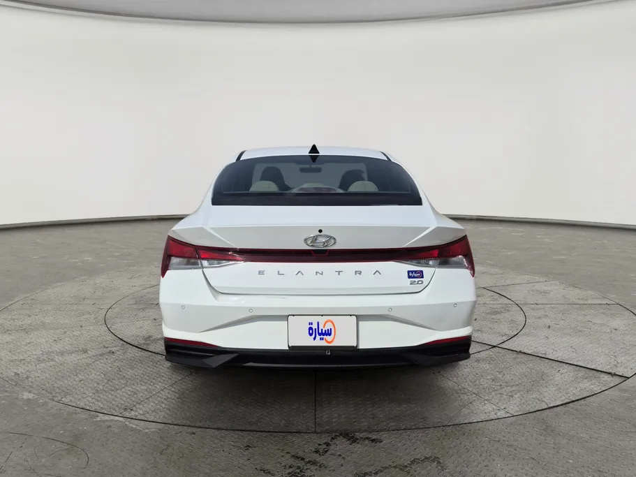 2023 Hyundai Elantra Smart 