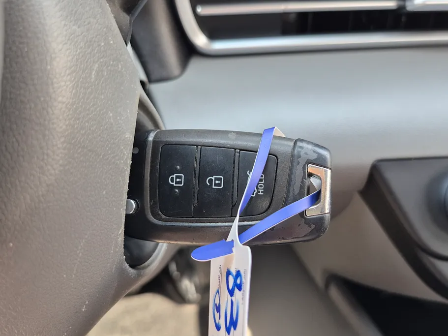 2023 Hyundai Elantra Smart 