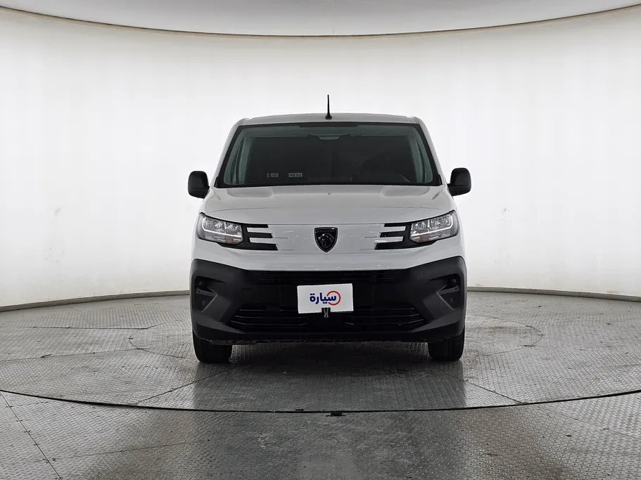 2025 بيجو Partner Short van 