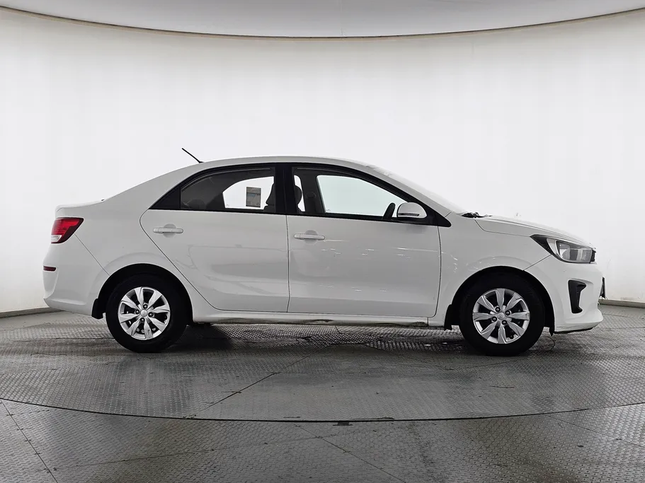 2023 Kia Pegas GL 