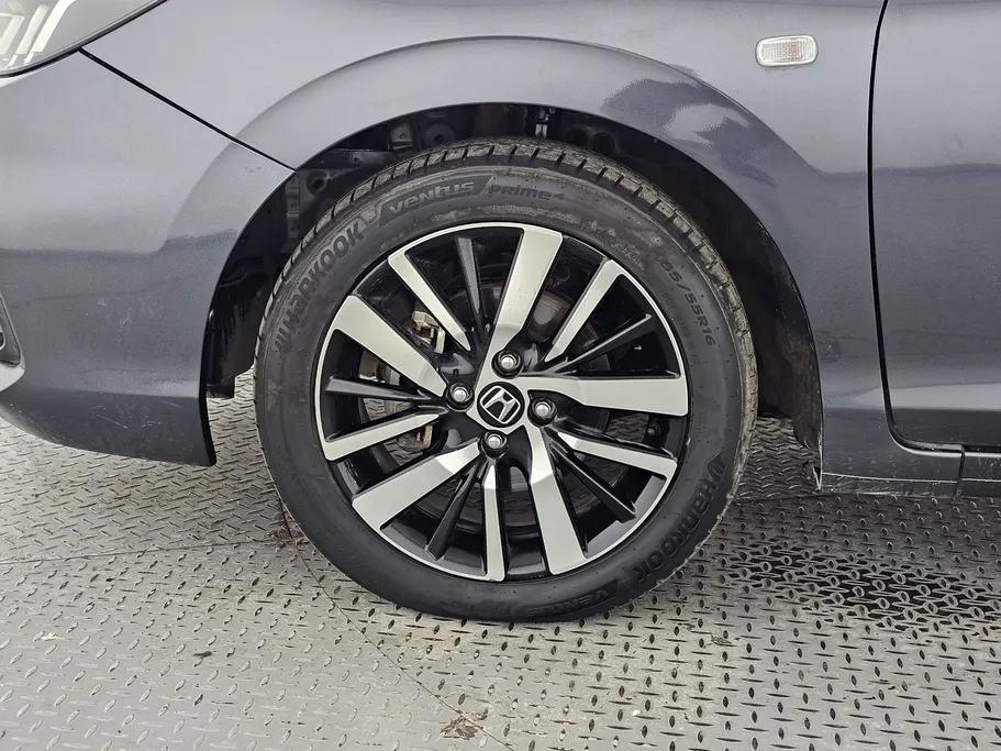 2023 Honda City LX Sport 