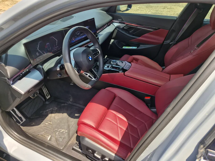 2024 BMW 5 Series 520i 