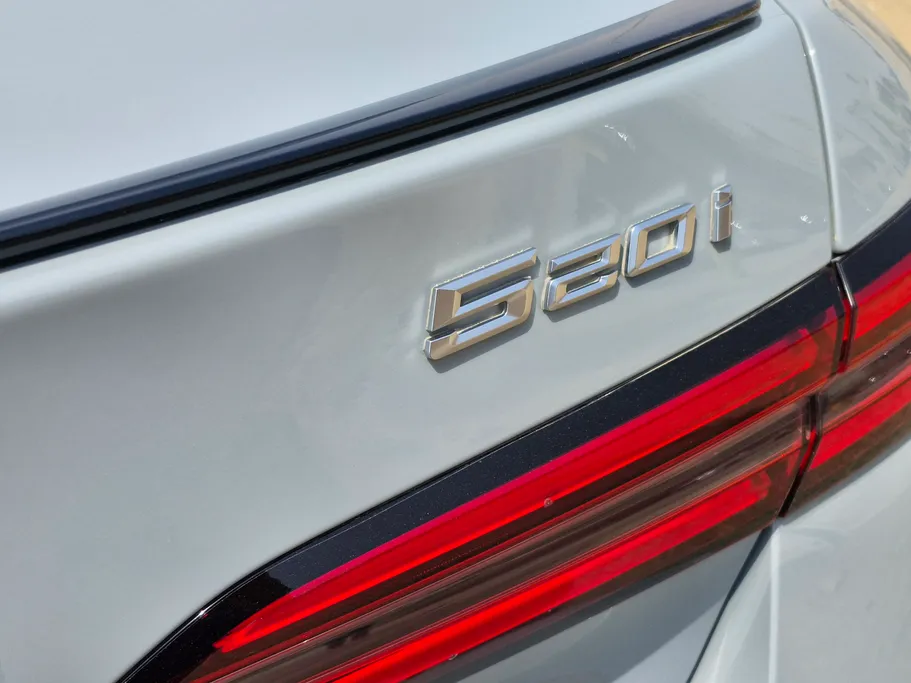 2024 BMW 5 Series 520i 