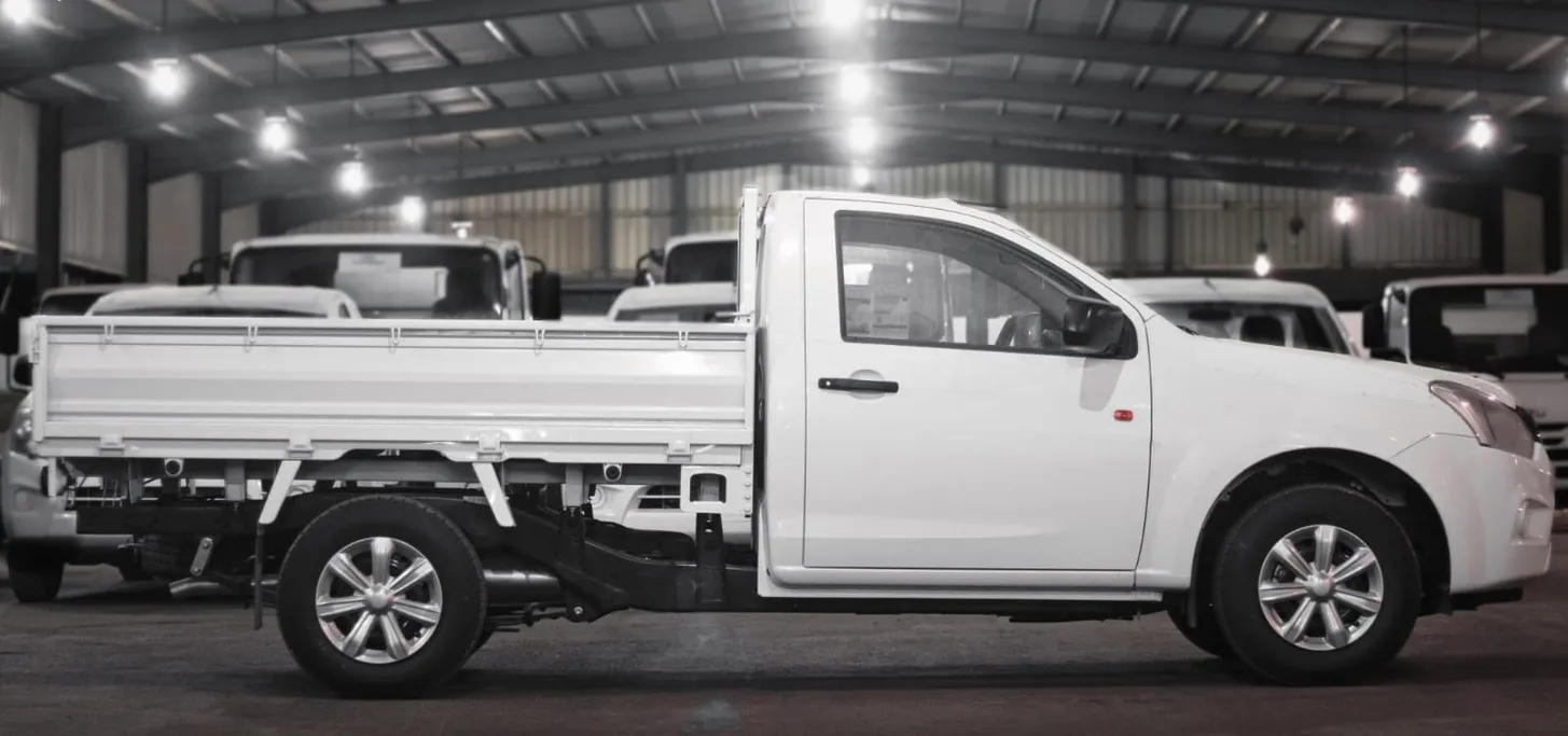 2026 Isuzu D-max Regular Cab أجناب 