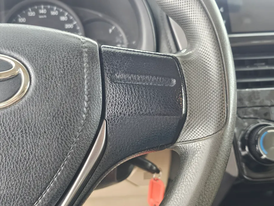 2022 Toyota Yaris  Y 