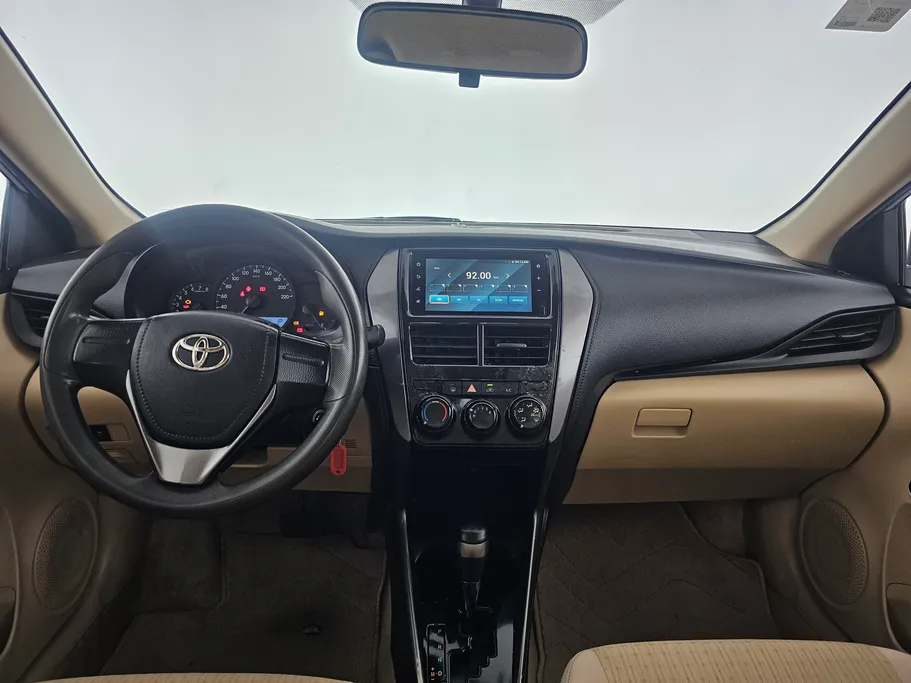 2022 Toyota Yaris  Y 