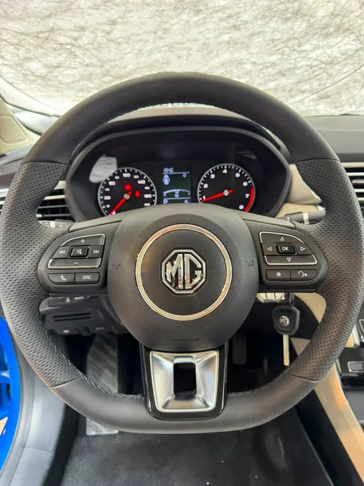 2025 MG 5 STD 
