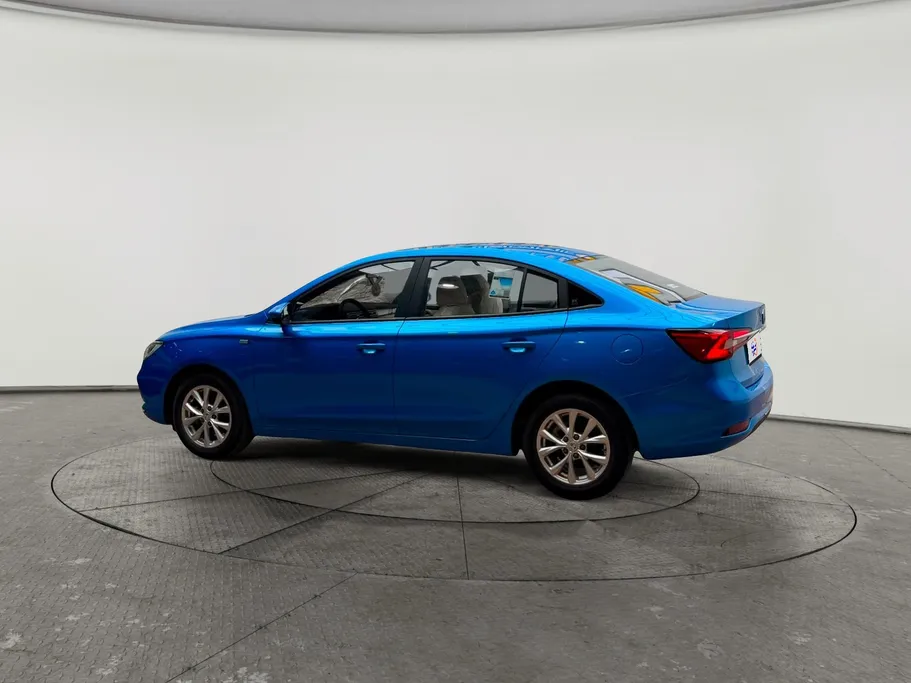 2025 MG 5 STD 