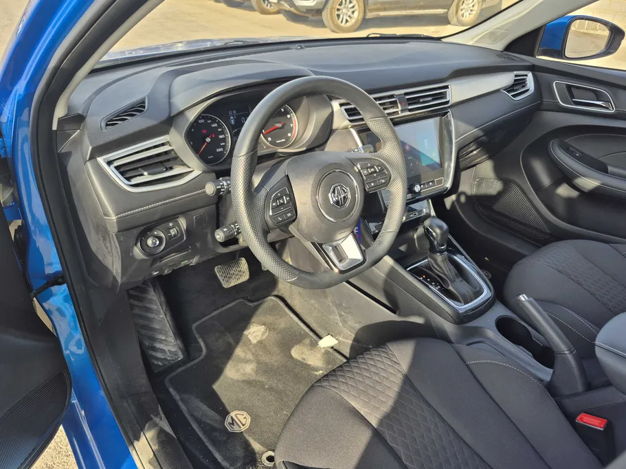 2025 MG 5 STD 