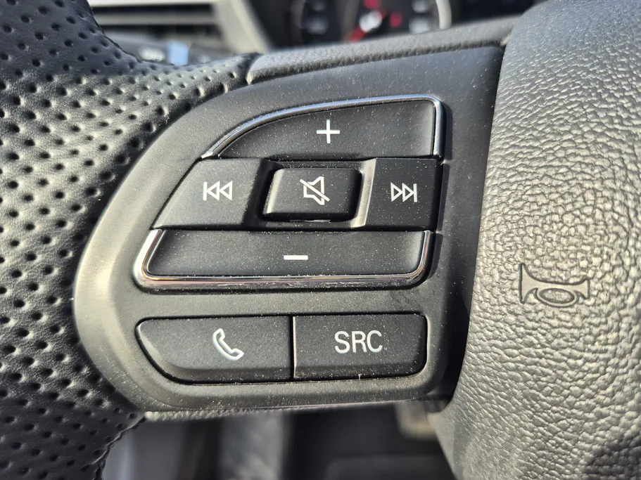2025 MG 5 STD 