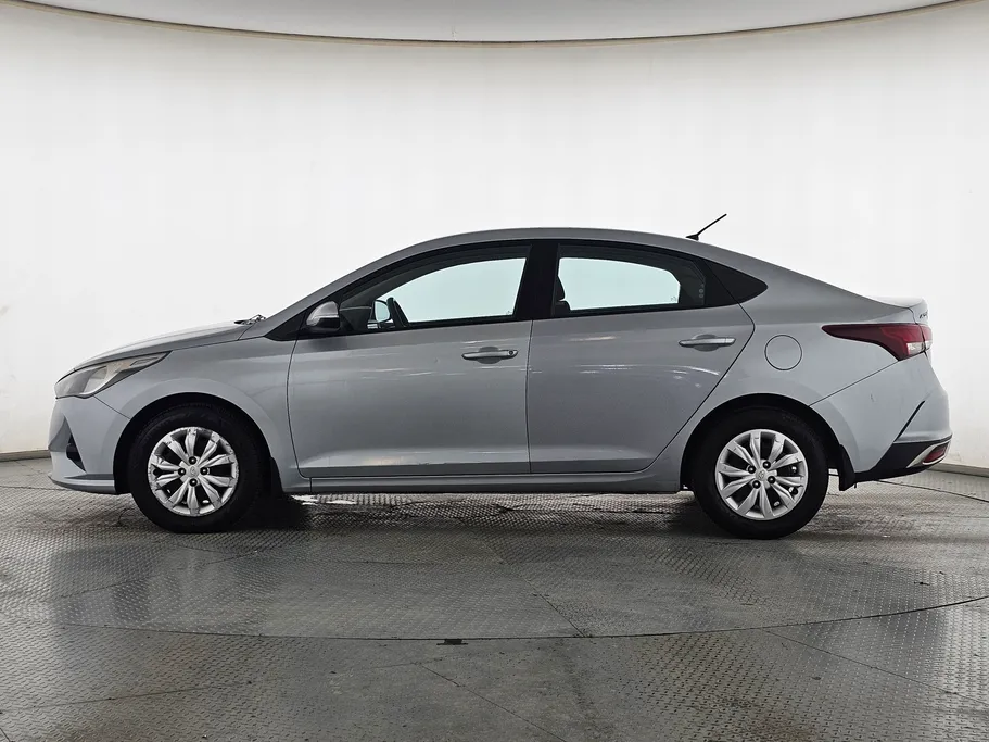 2022 Hyundai Accent Smart 