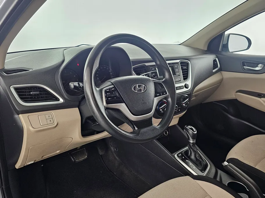 2022 Hyundai Accent Smart 