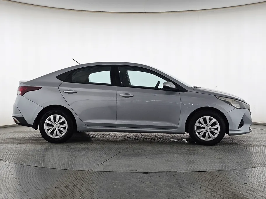 2022 Hyundai Accent Smart 