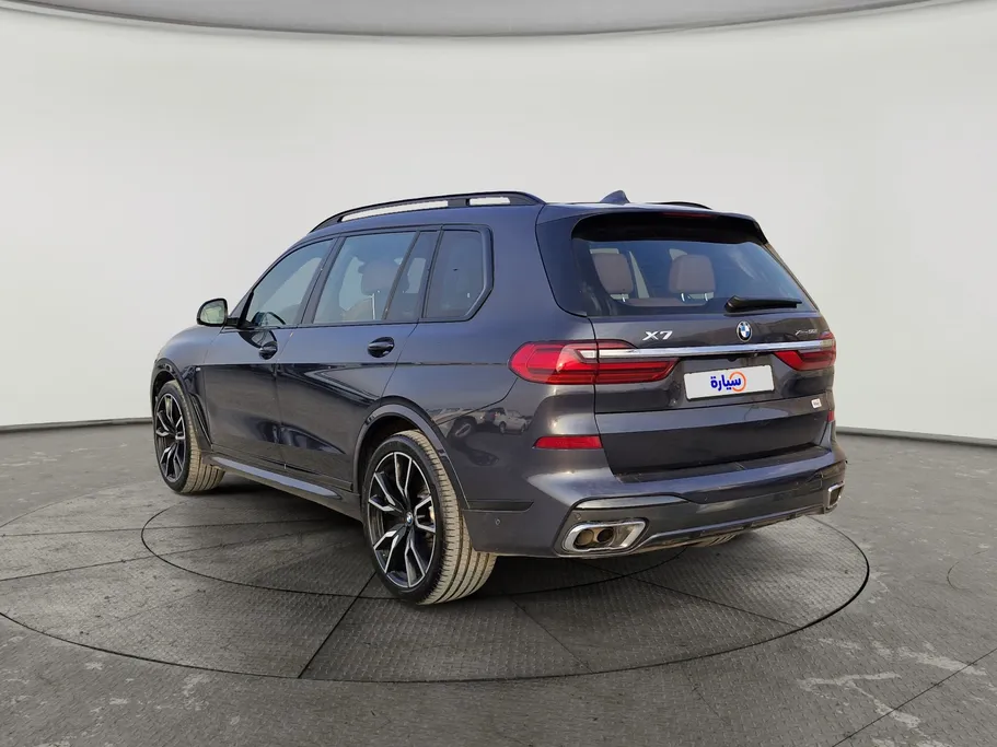 بي ام دبليو الفئة اكس 7 xDrive 50i 2019 